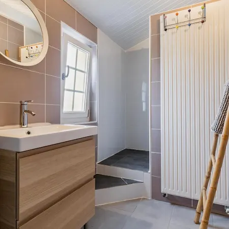 Holiday home Maison De Charme Avec Jardin Pres De Nantes, 4 Chambres, Wifi, Equipements Bebe Et Babyfoot - Fr-1-306-1272 *