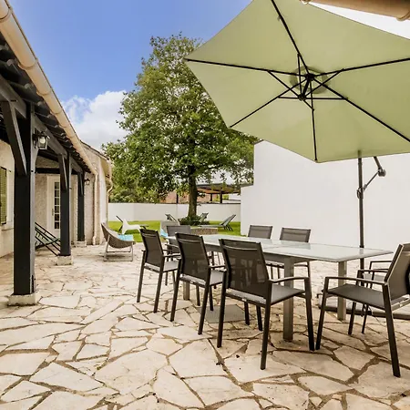 Maison De Charme Avec Jardin Pres De Nantes, 4 Chambres, Wifi, Equipements Bebe Et Babyfoot - Fr-1-306-1272 펜션