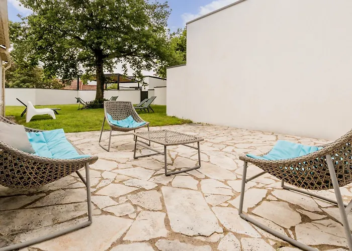 Maison De Charme Avec Jardin Près De Nantes, 4 Chambres, Wifi, équipements Bébé Et Babyfoot - Fr-1-306-1272 Hébergement de vacances Le Bignon